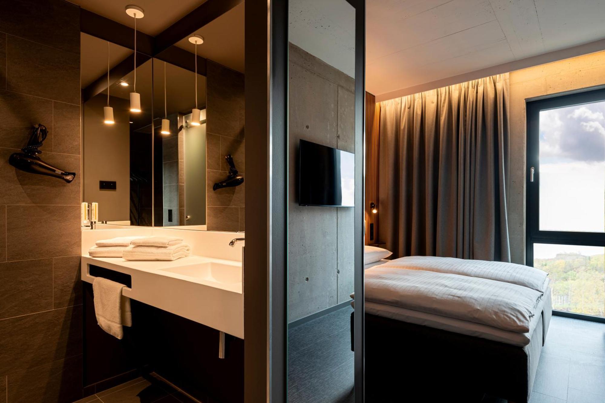 Zleep Hotel Zuerich-Kloten Exteriör bild